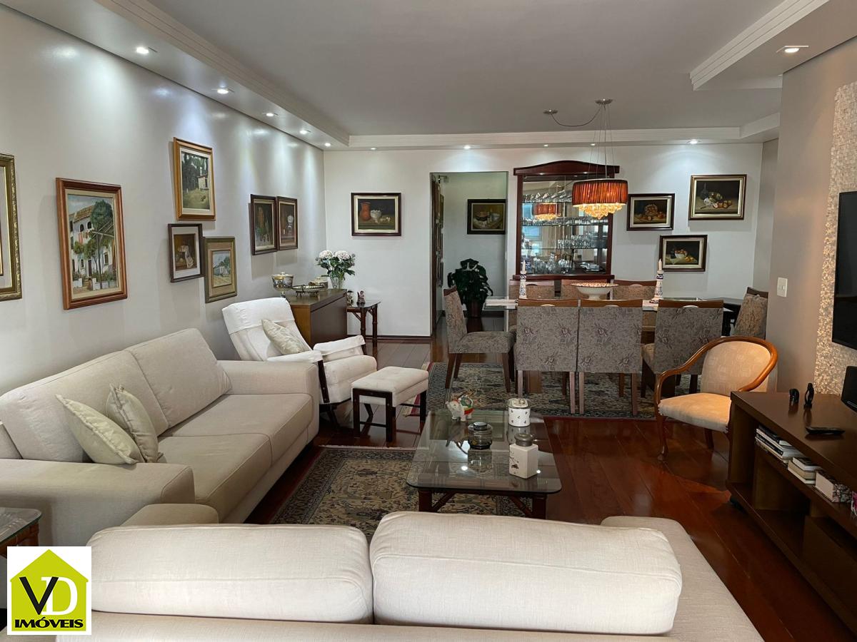 Apartamento, 3 quartos, 198 m² - Foto 1