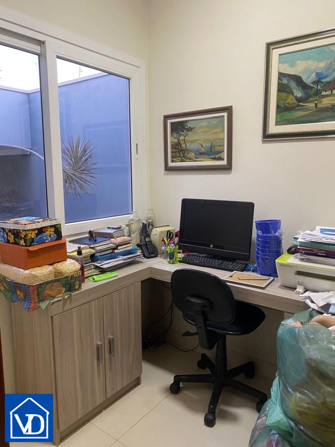 Casa, 3 quartos, 241 m² - Foto 22