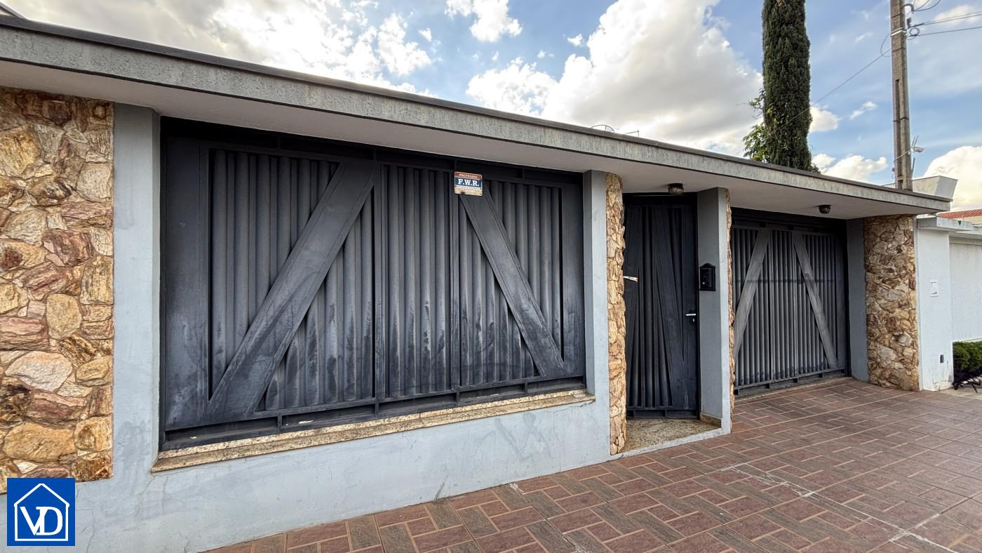 Casa, 4 quartos, 277 m² - Foto 2