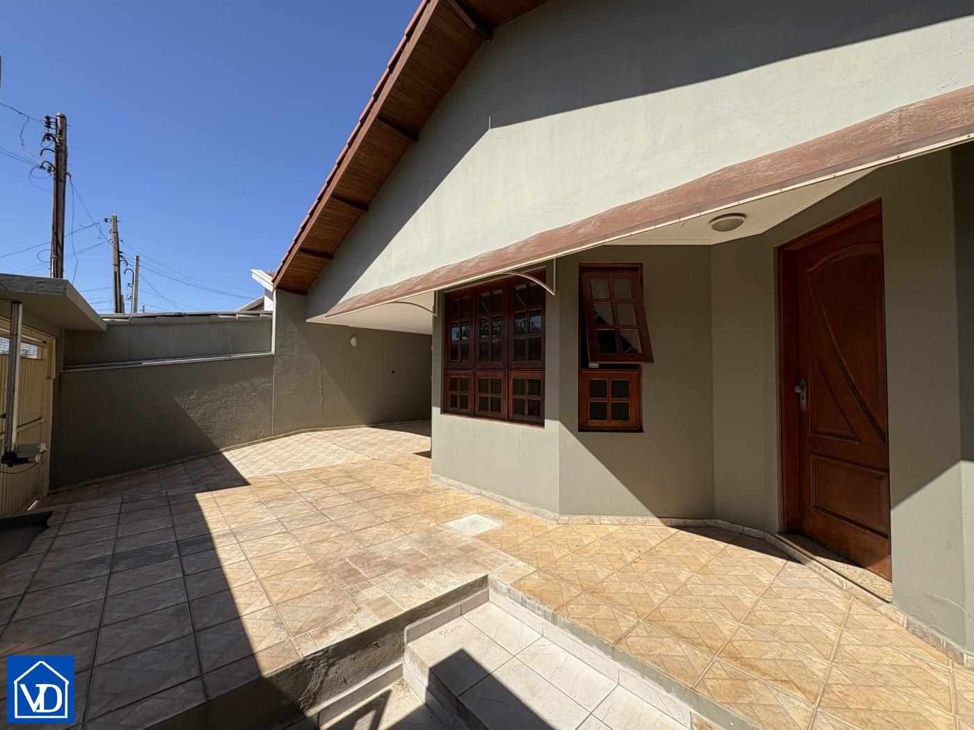 Casa, 3 quartos, 184 m² - Foto 1