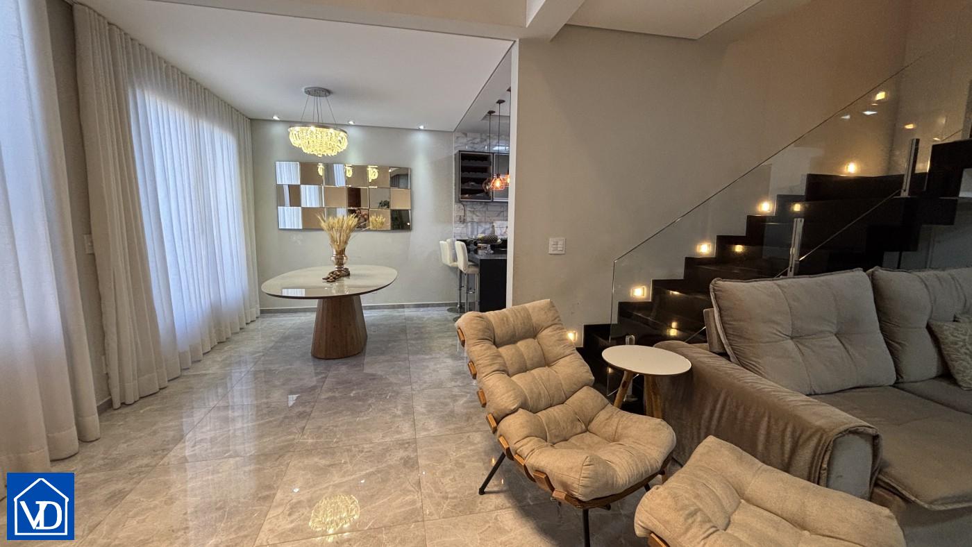 Casa de Condomínio, 4 quartos - Foto 1