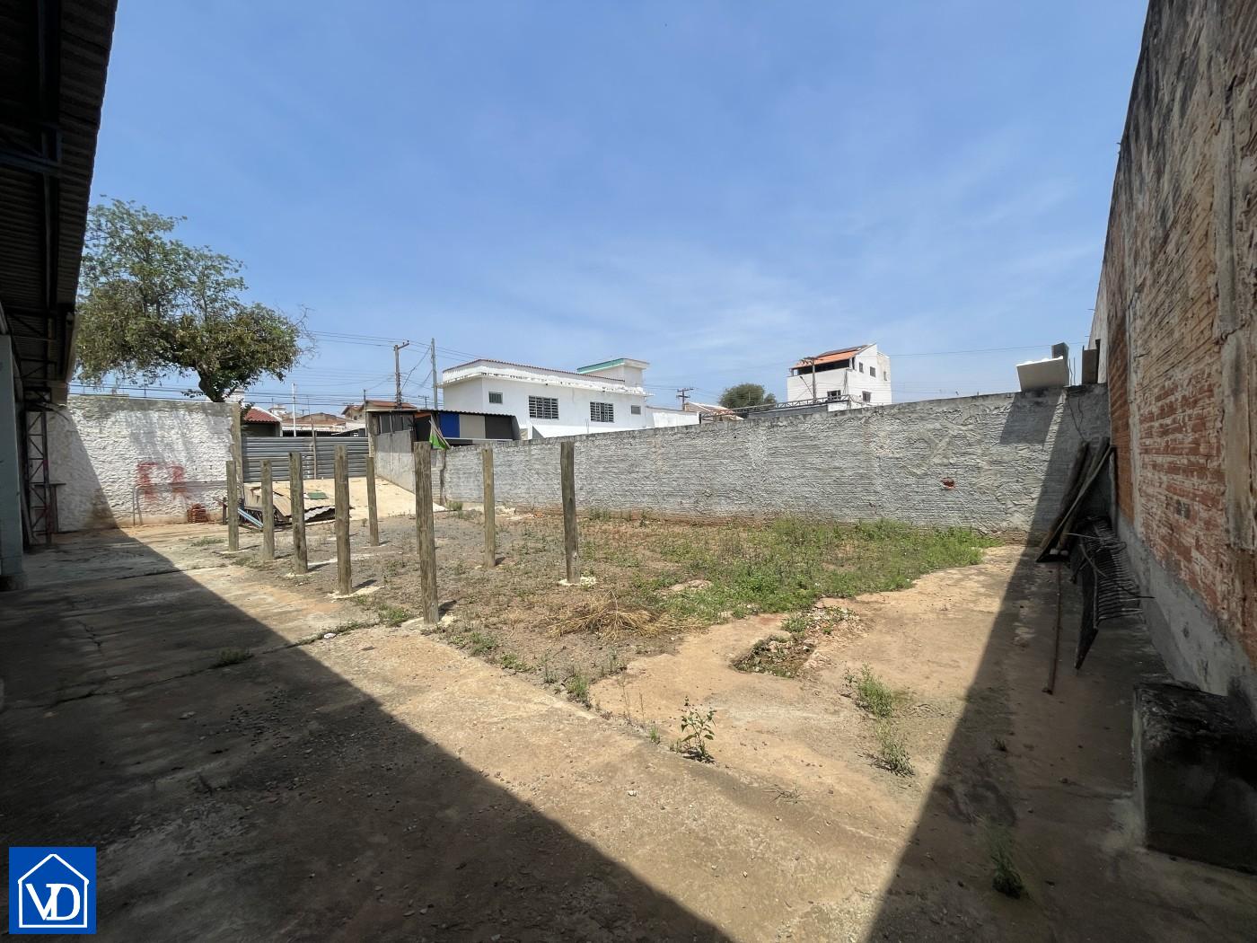 Loteamento e Condomínio, 500 m² - Foto 1