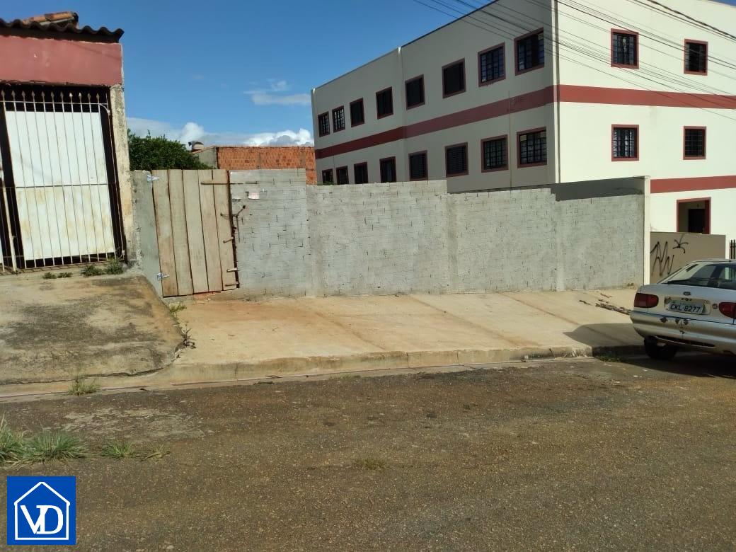 Terreno, 300 m² - Foto 2