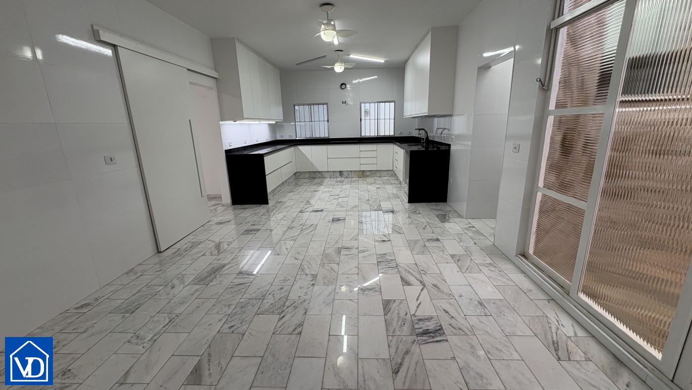 Casa, 3 quartos, 221 m² - Foto 10