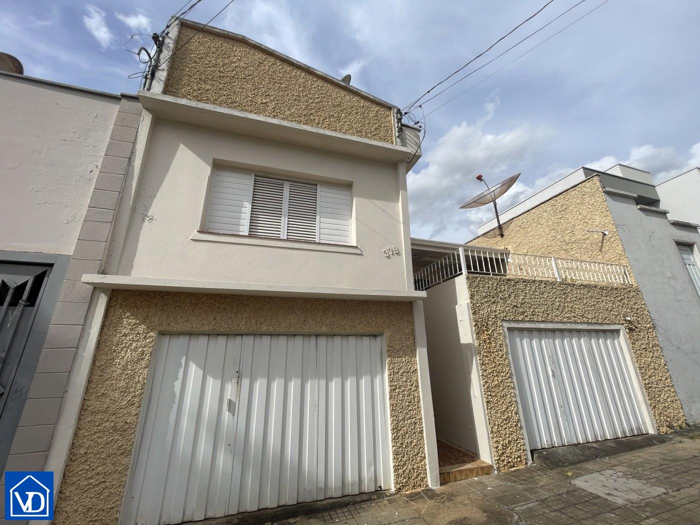 Casa, 2 quartos, 131 m² - Foto 1